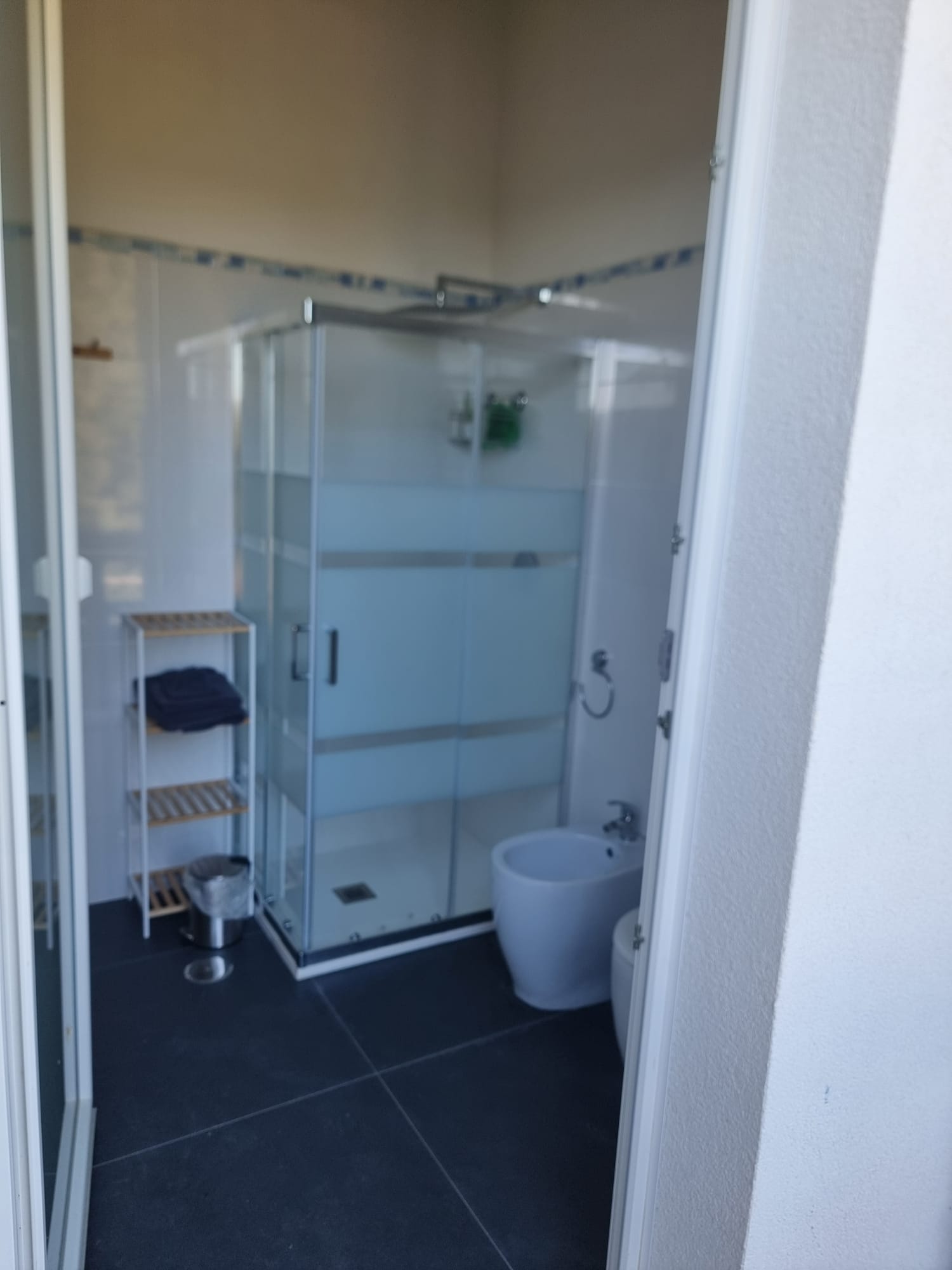 Bagno privato con doccia